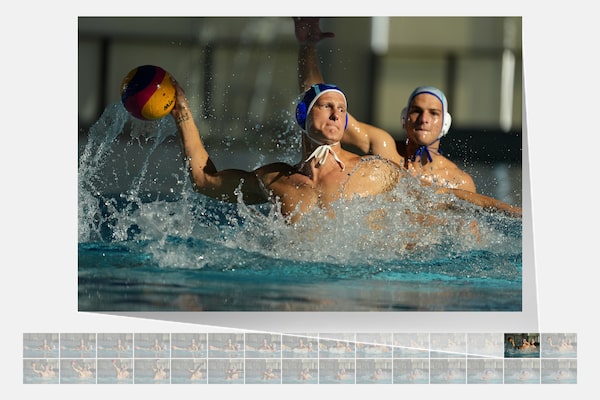 Imagen de ejemplo que muestra a un hombre a punto de lanzar la pelota en un juego de waterpolo, con una de varias imágenes fijas tomadas de forma continua a 30 fps resaltada como la mejor toma